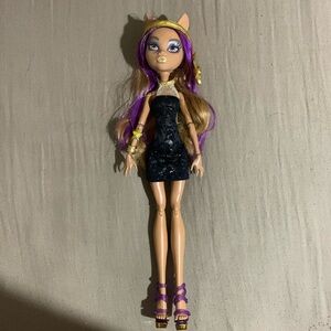 13 Wishes Clawdeen Wolf doll